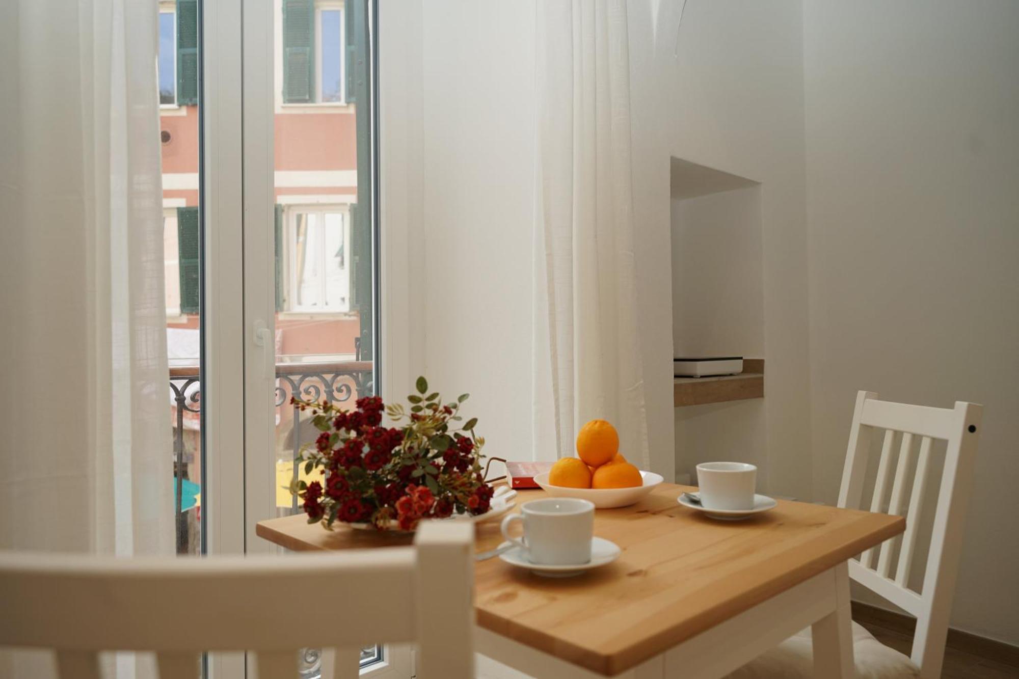 Apartament Les Pieds Dans L'Eau Vernazza Zewnętrze zdjęcie